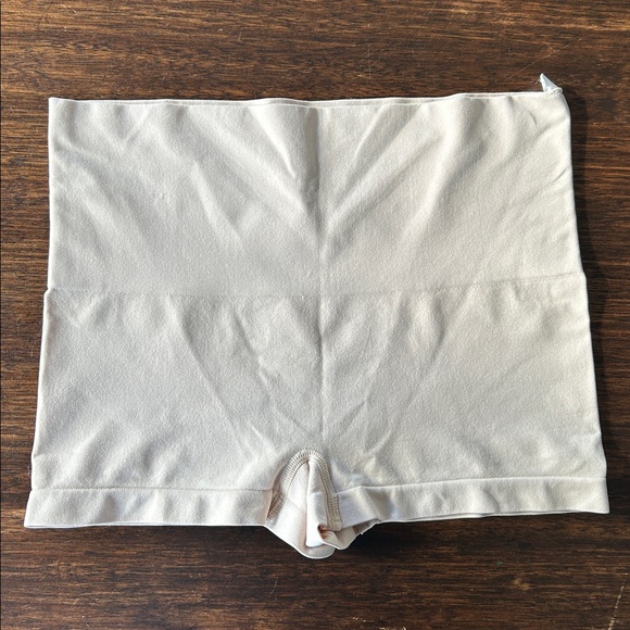 SPANX Light Beige Shapewear - Picture 1 of 3